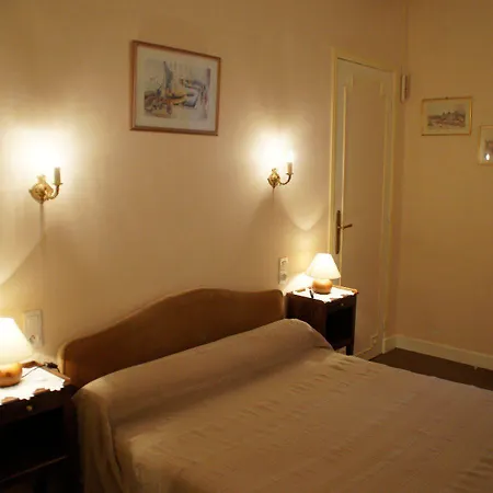 Hotel Montsegur 3*