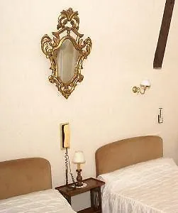 Montsegur فندق قرقشونه