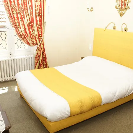 Montsegur Hotel 3*