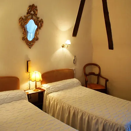 Hotel Montsegur 3*