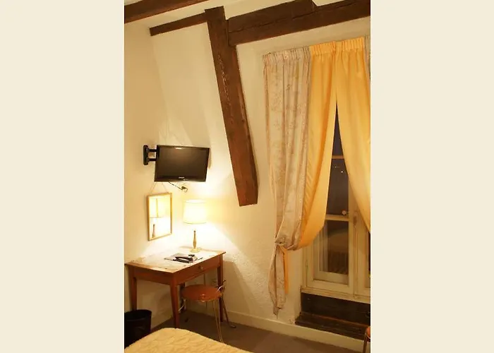 Montsegur Отель